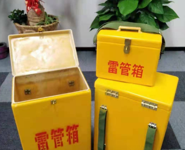 化德玻璃钢雷管箱有哪些特点